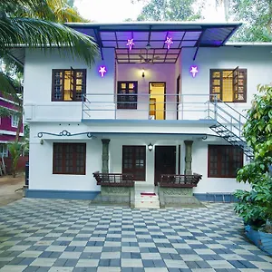 Marari White Homestay
